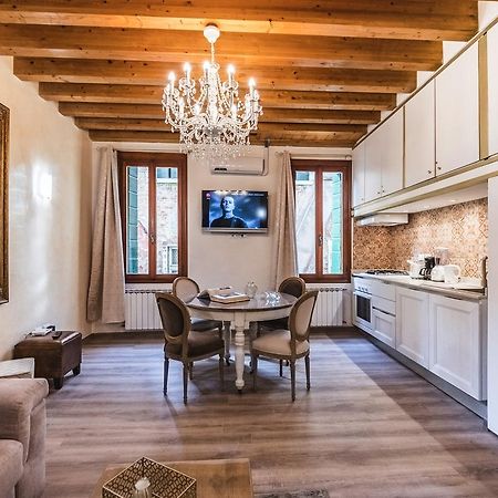 Ca' Teatro Vecchio Apartment Venice Exterior photo